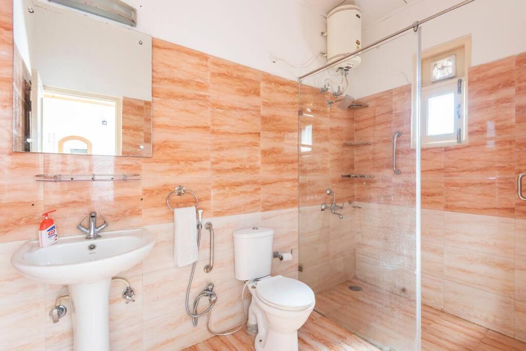 Kasauli Edge Apt With Balcony Εξωτερικό φωτογραφία