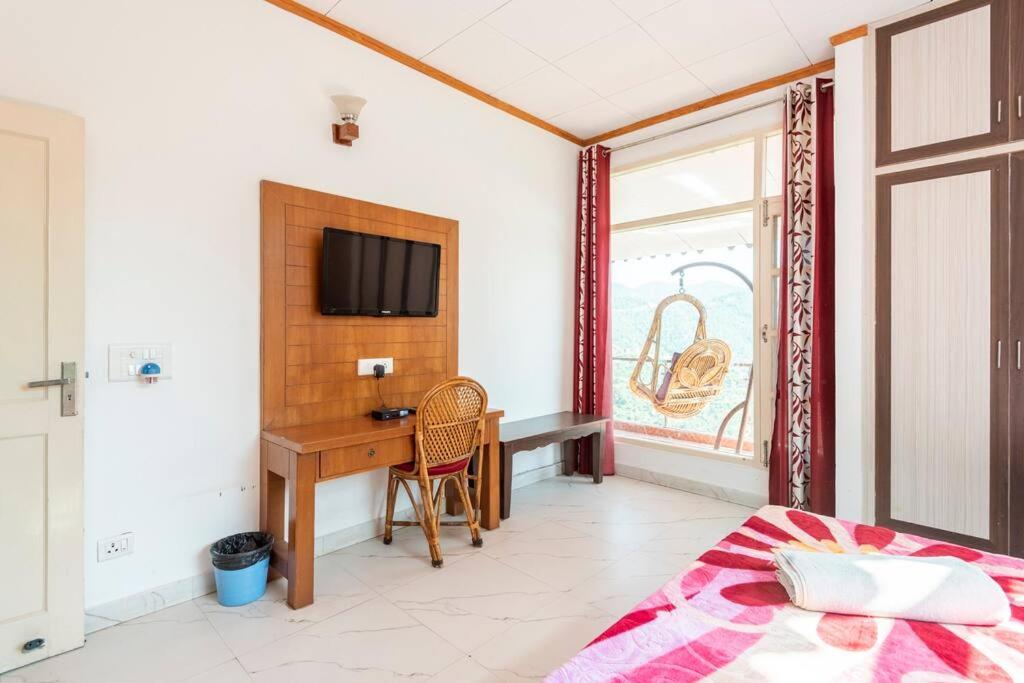 Kasauli Edge Apt With Balcony Εξωτερικό φωτογραφία