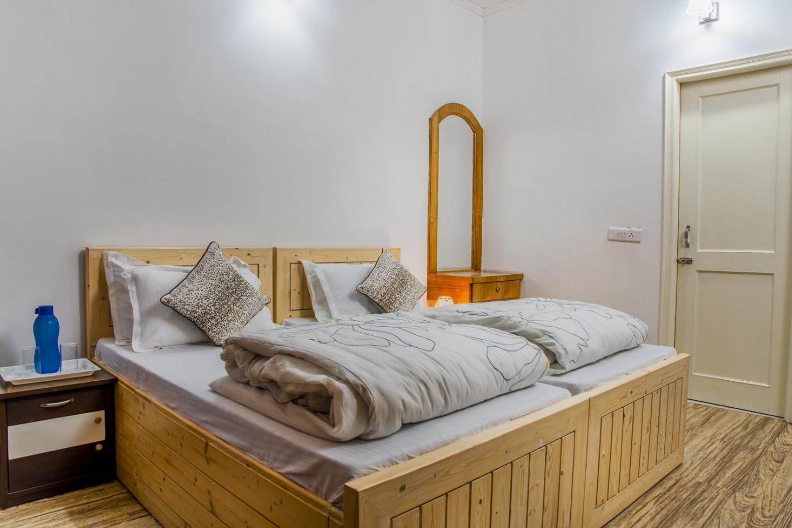 Kasauli Edge Apt With Balcony Εξωτερικό φωτογραφία